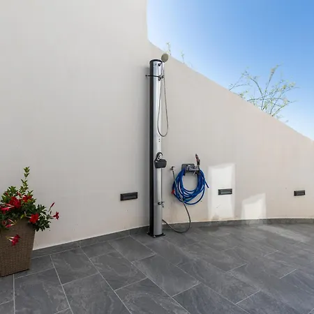 Lägenhet Apartments With Hot Tub Omis - 20689